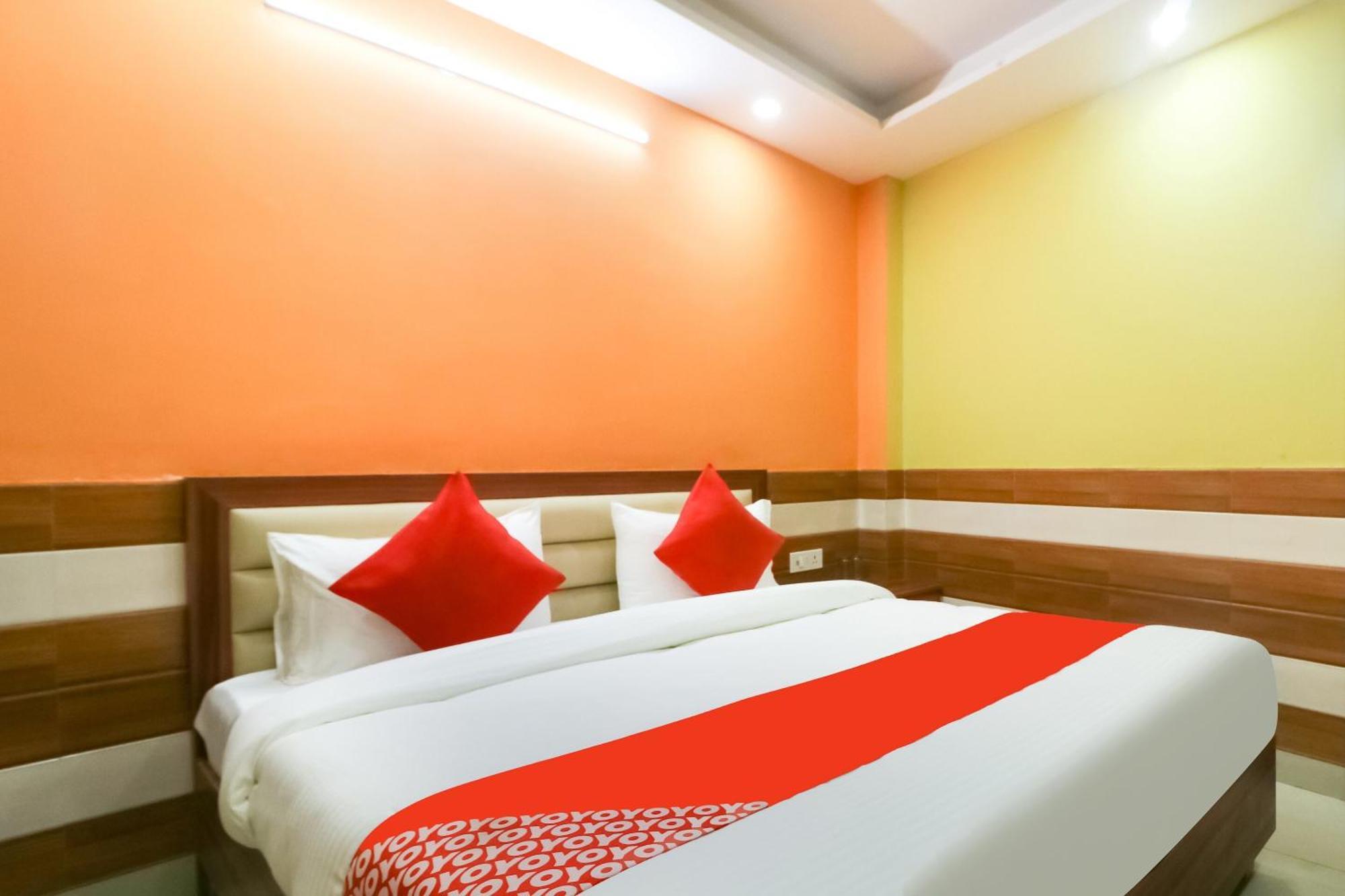 Hotel O Mayur Plaza Δελχί Εξωτερικό φωτογραφία