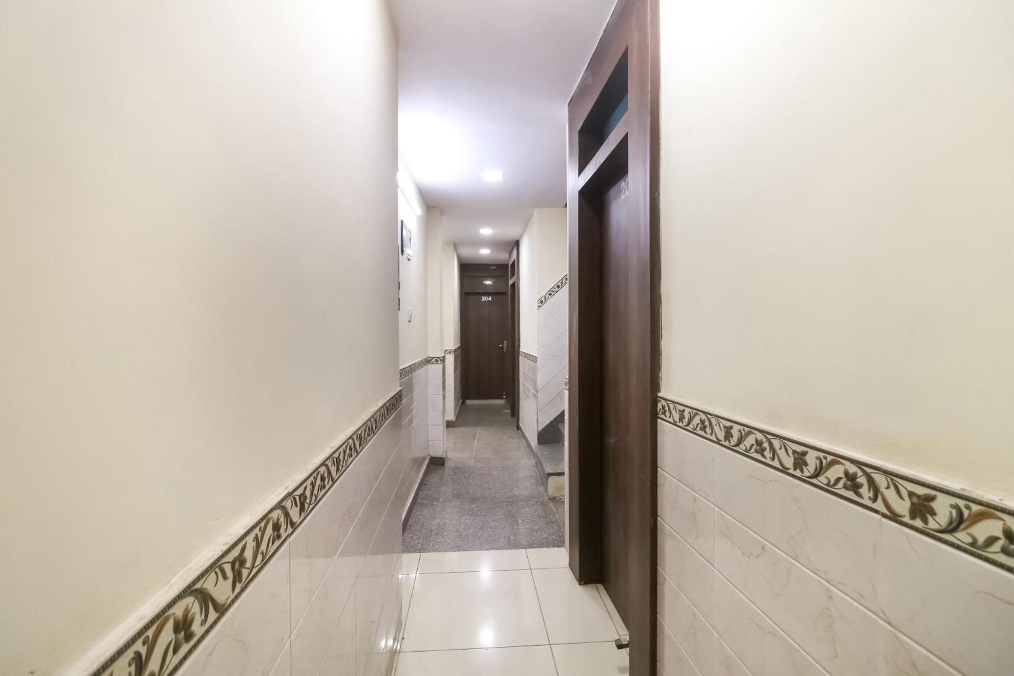 Hotel O Mayur Plaza Δελχί Εξωτερικό φωτογραφία