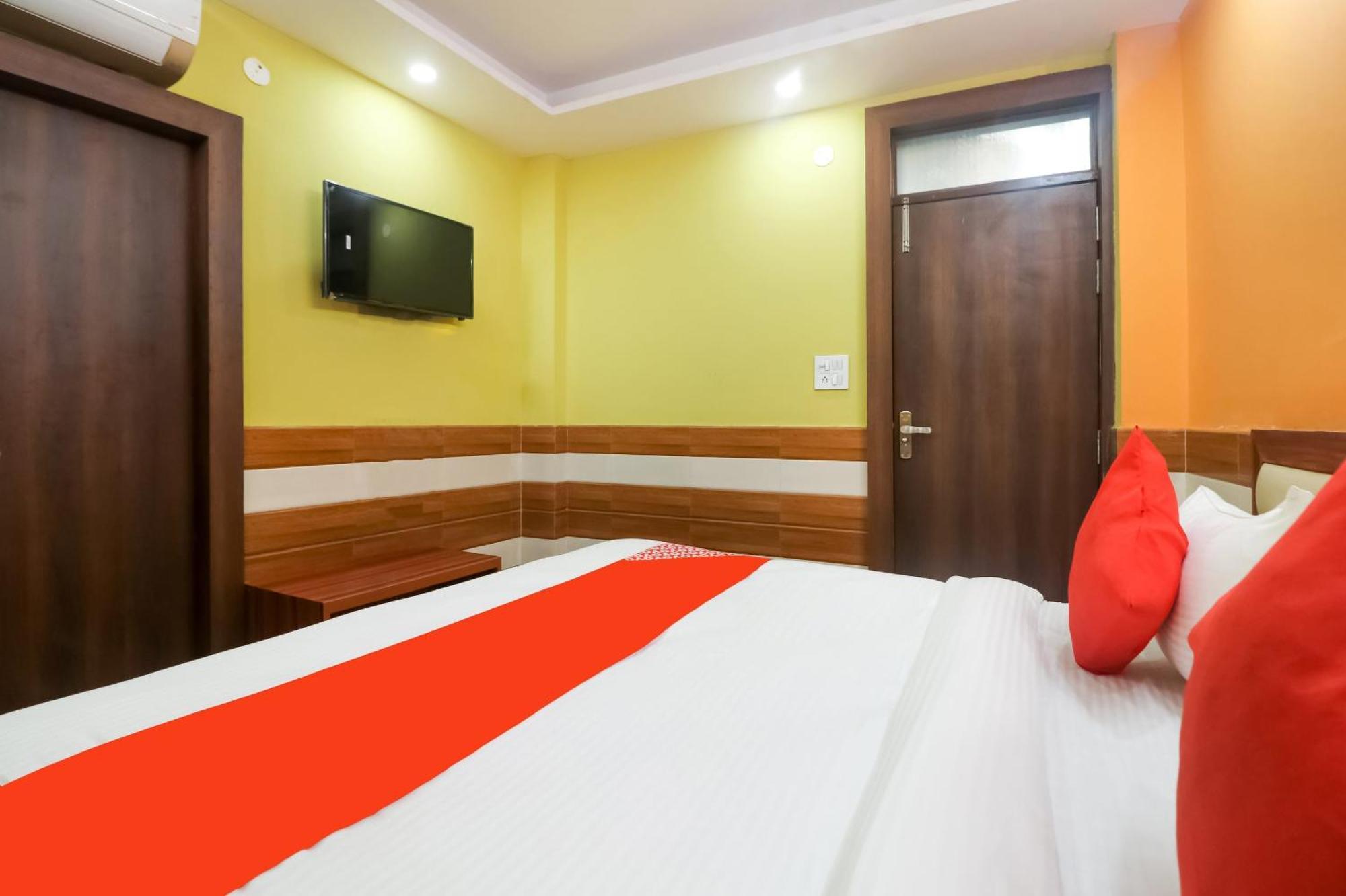 Hotel O Mayur Plaza Δελχί Εξωτερικό φωτογραφία